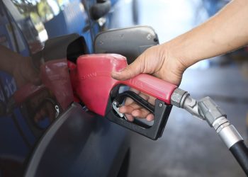 Preço da gasolina e do etanol subirão no fim do mês