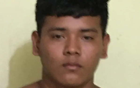 Homem suspeito de matar rapaz por causa de dívida de drogas é procurado no AM
