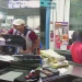 Câmeras registram trio invadindo mercadinho no ‘Jorge Texas’ durante a noite e assaltando