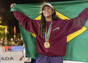 É do Brasil: Rayssa Leal conquista Mundial de Skate Street