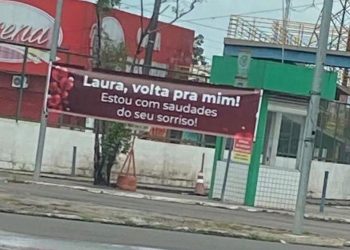 Arrependido espalha cartazes por Manaus: “Laura, volta pra mim!”