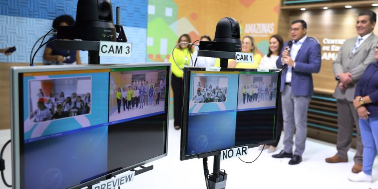 Wilson Lima destaca que Centro de Mídias da Seduc leva educação a mais de 23 mil estudantes de comunidades do interior