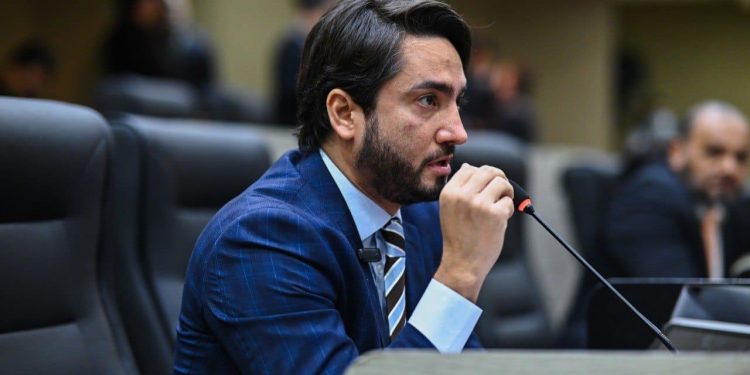 CPI da Águas de Manaus terá vice-presidente e relator escolhidos segunda-feira (20)