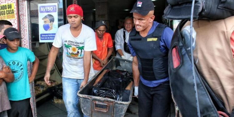 Polícia prende investigado suspeito de matar segurança em assalto a padaria de Manaus
