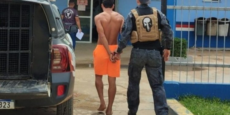 Homem esfaqueia idosa indígena no Amazonas; suspeito é preso