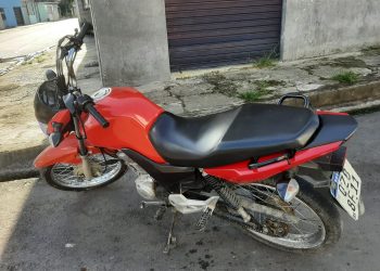 ​Vítima de assalto é presa por roubo após perseguir ladrões em Manaus