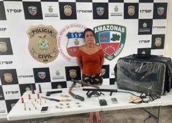 Presa mulher que fazia delivery de drogas e armas no Alvorada
