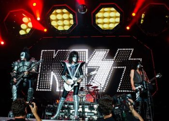 KISS se despede dos fãs amazonenses na Arena da Amazônia