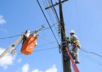 Manaus, Iranduba e Manacapuru ficam sem energia em mais um apagão no Amazonas