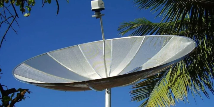 Famílias de baixa renda tem direito a antena parabólica gratuita