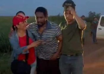 Homem come insetos, bebe urina e sobrevive um mês na Floresta Amazônica