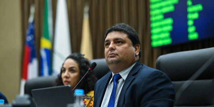 Contra Medidores Aéreos: PL de Caio André é aprovado e segue pra votação final na segunda-feira
