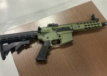 Rede do tráfico Manaus-Iranduba é desmantelada com fuzil, carros e R$ 4 milhões em drogas