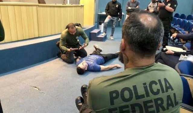 Polícia Federal vai ensinar Guarda Municipal de Manaus a imobilizar bandidos