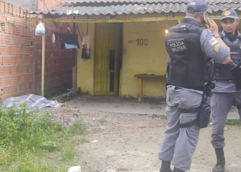 Cena forte: Homem e mulher mortos no Parque São Pedro levaram mais de 40 tiros e crianças viram tudo