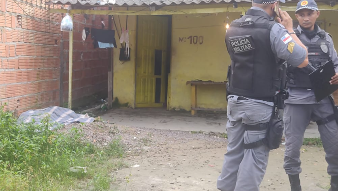 Cena forte: Homem e mulher mortos no Parque São Pedro levaram mais de 40 tiros e crianças viram tudo