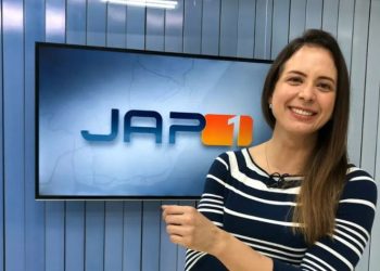 Vídeo: sem ver que estava no ar, jornalista da Rede Amazônica entrega colega que ‘levou chifre e perdoou’