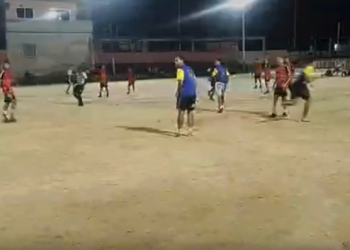 Vídeo: ‘É muito tiro, galera’, diz homem durante tiroteio em partida de futebol no Jorge Teixeira