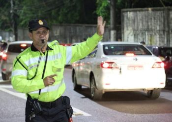 Avenida General Rodrigo Octávio passa por novo desvio