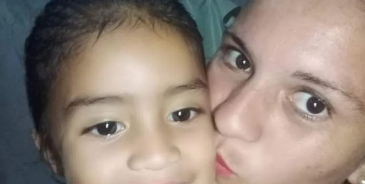 Mãe e filha que morreram abraçadas em Manaus gritaram por socorro, revela comunitário