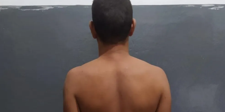 Menina de 8 anos é estuprada por padrasto e contaminada com HIV
