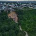 Perigo: Prefeitura de Manaus interdita mais de 130 casas na área onde oito morreram soterrados