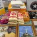 Quadros de Pelé cheios de cocaína e maconha são apreendidos nos Correios de Manaus