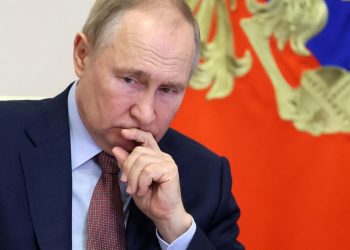 Tribunal Penal Internacional emite mandado de prisão contra Putin por causa da guerra