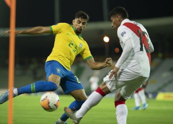 Sem técnico, seleção monta time para amistoso no próximo sábado