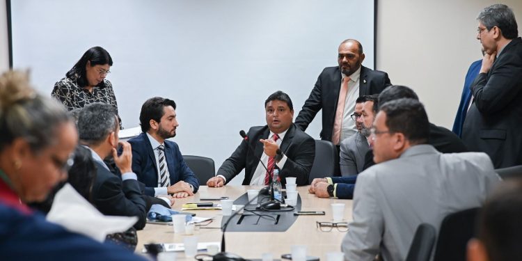 Câmara Municipal define presidência e membros da CPI da Águas de Manaus