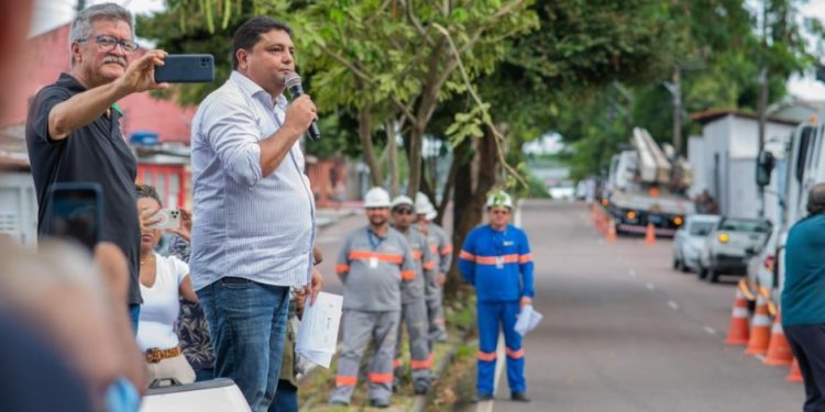 No Dom Pedro, Caio André se une a moradores contra medidores aéreos