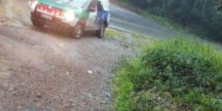 Imagens fortes: mulher morre baleada de shortinho e salto alto em Manaus
