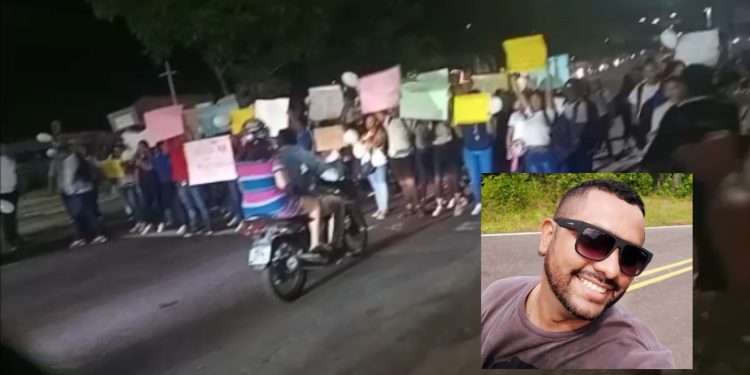 Alunos e professores protestam e pedem Justiça por Eraldo Libório