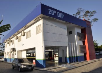 Mulher é presa em Manaus 20 anos após matar o marido com ajuda do amante