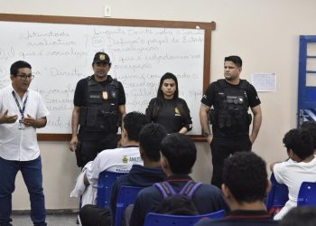 Garoto de 17 anos é apreendido em Manaus após polícia identificar intenção de ataque