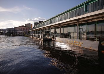 Rios Negro, Solimões e Amazonas devem superar as cotas de inundação neste ano