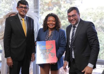 No Ministério da Cultura, Wilson Lima destaca importância do Festival de Parintins e convida Margareth Menezes para conhecer espetáculo