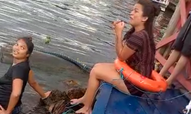 Homem desaparece no rio na Zona Leste de Manaus e esposa chora desesperada; vídeo