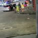 Câmera flagra quarteto em carro fazendo arrastão em dois casais no Educandos; veja