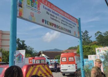 Homem com machadinha invade creche, mata quatro crianças e se entrega à polícia