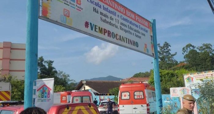 Homem com machadinha invade creche, mata quatro crianças e se entrega à polícia