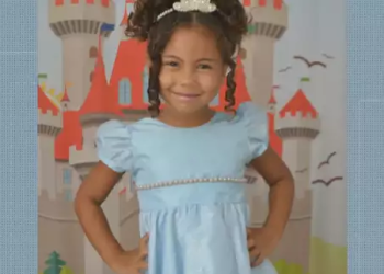 Menina de 4 anos morre após ser incendiada em ônibus com a mãe; ela teve 90% do corpo queimado