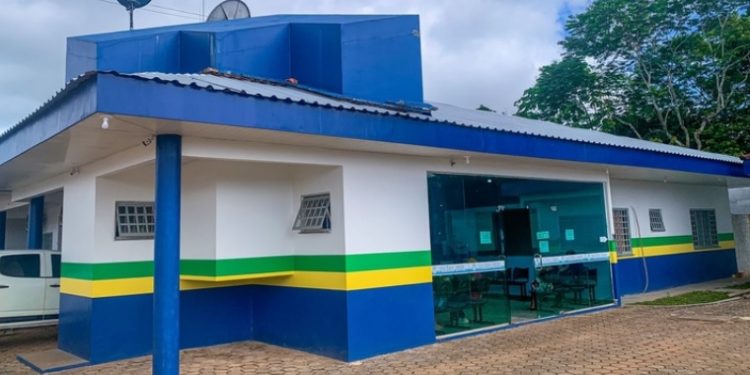 Indígena é preso no AM por estuprar enteada dos 7 aos 16 anos; a irmã dela de 10 anos está grávida