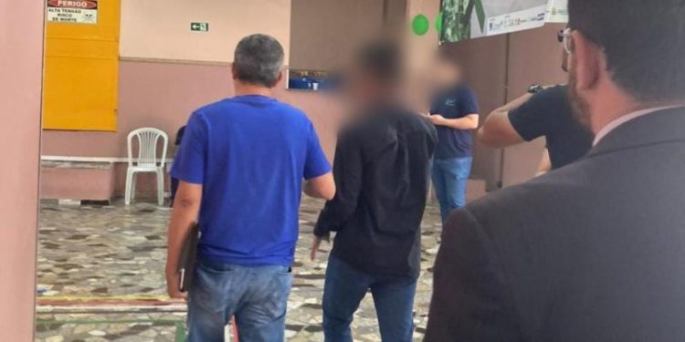 Falso enfermeiro é preso no Coren/AM em Manaus ao tentar tirar registro