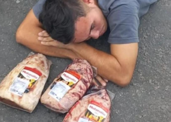 Dupla é presa furtando três peças de picanha de R$ 400 em supermercado de Manaus