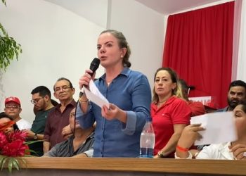 Presidente do PT afirma em Manaus que vai caçar bolsonaristas no governo Lula