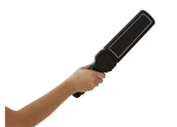 Escolas de Manaus têm até o dia 30 para implementar detectores de metais, decide justiça