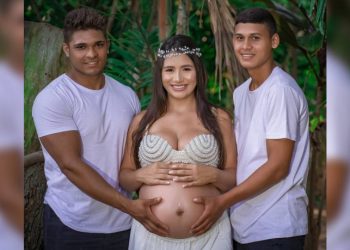 Influenciadora viraliza ao tentar casar com os dois maridos e mostrar rotina nas redes sociais