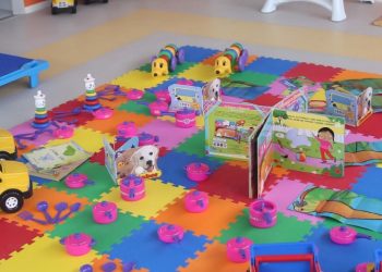 Donos de berçário são presos acusados de torturar, morder e estapear crianças