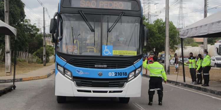 Prefeitura altera itinerário das linhas de ônibus 675 e 006 para atender os passageiros da zona Oeste